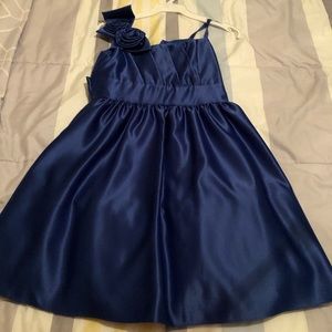 Girls dress
